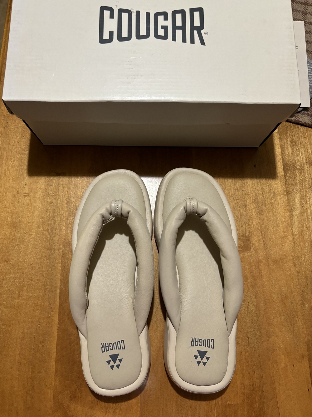 COUGAR Padded Leather Sandals